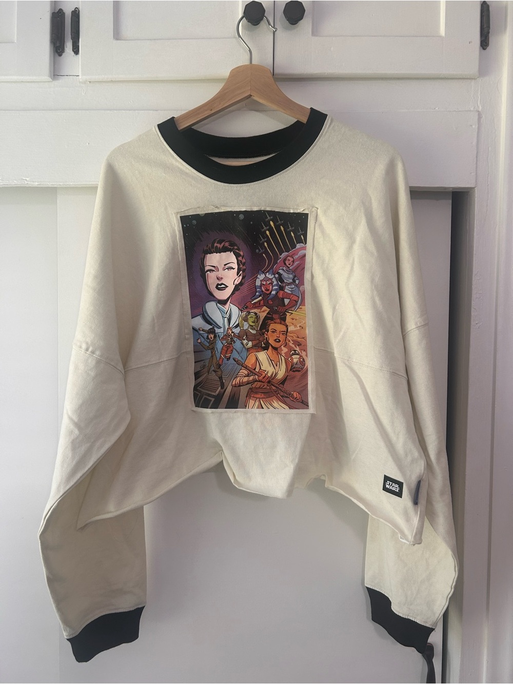 Disney Star Wars Galaxy Women of the Galaxy Spirit Jersey L NWT